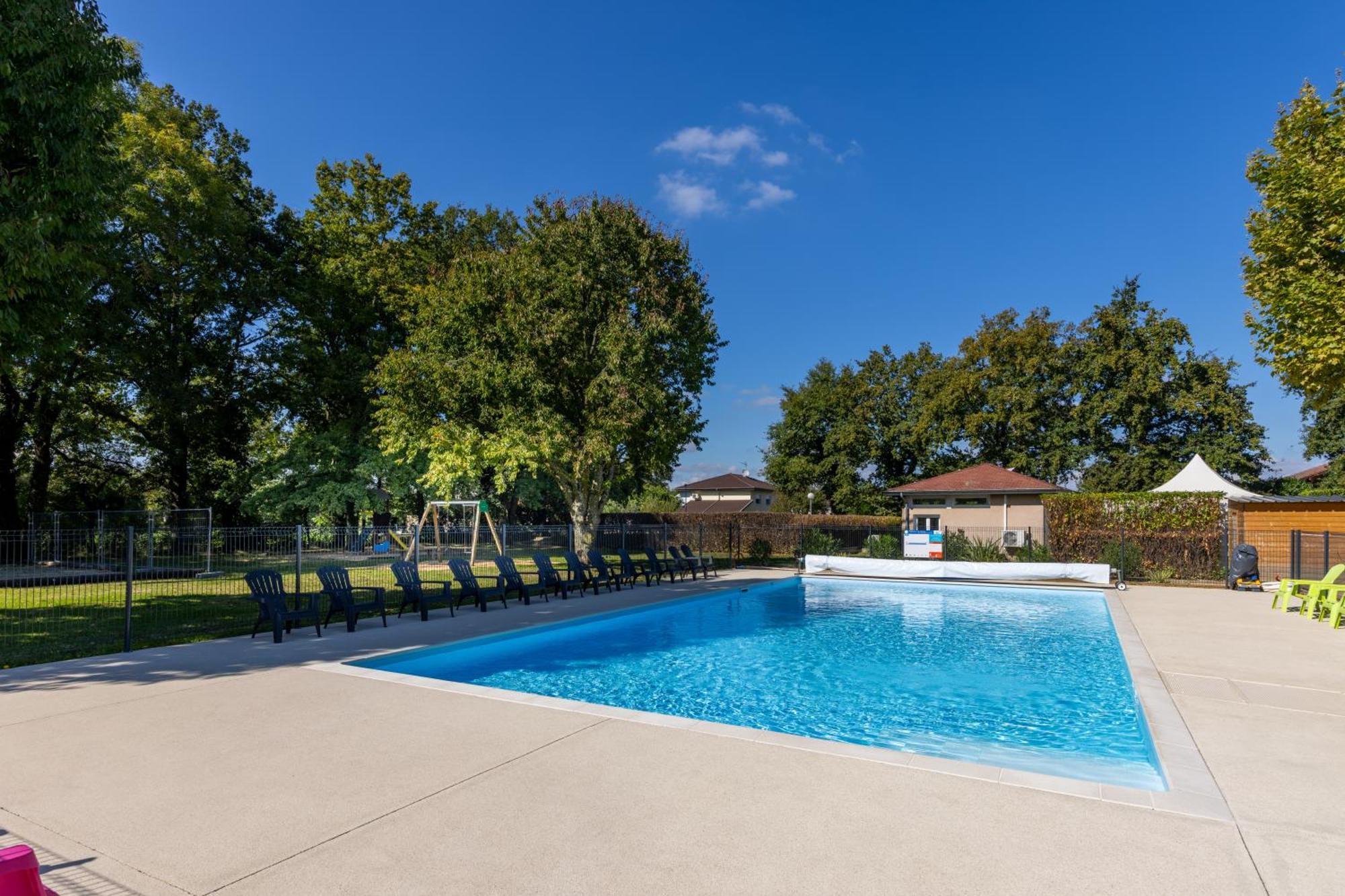 Hotel L'Oasis Des Dombes Ambérieux-en-Dombes Esterno foto